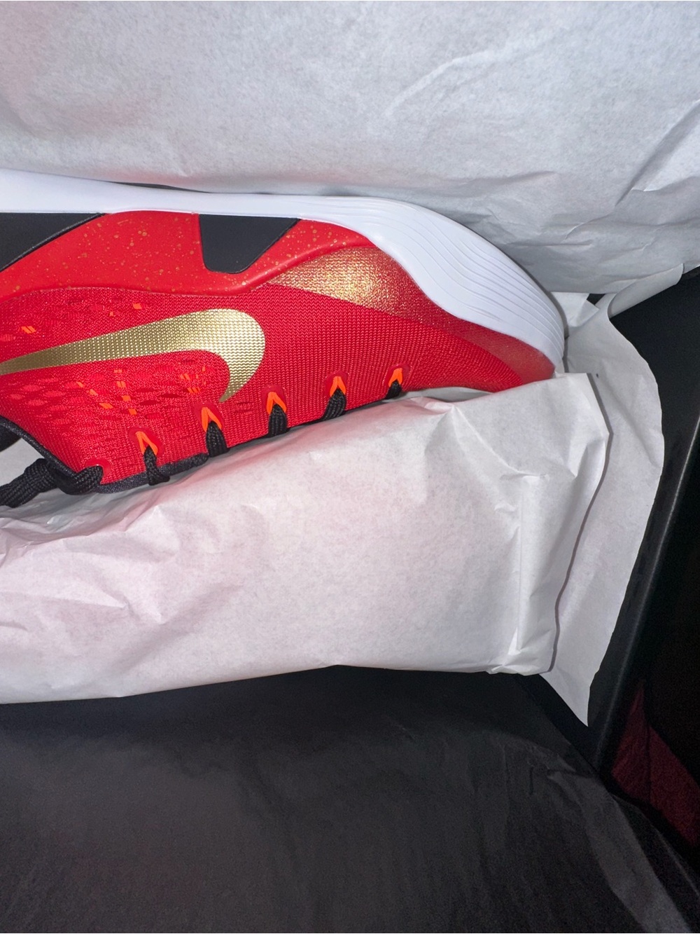 Nike Kids Red and Gold Low-Top Sneakers